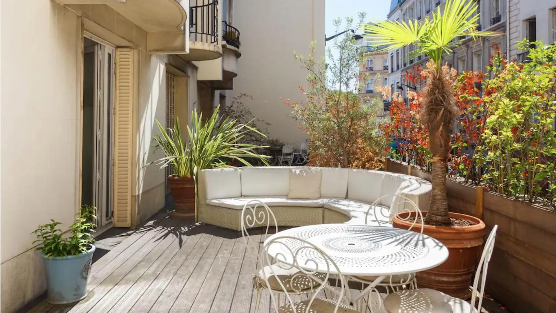 Champs-elysees/president Palace.terrace & Parking Paris